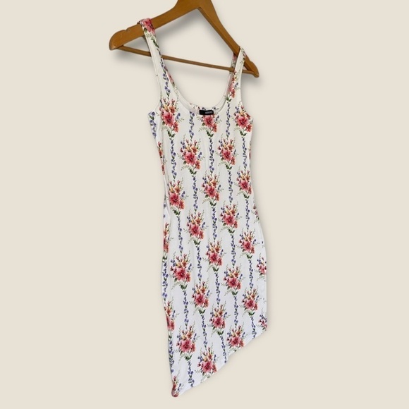 Forever 21 Floral Bodycon Dress - Picture 2 of 7